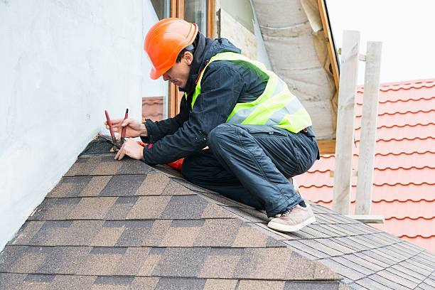 Best Storm Damage Roof Repair  in Oskaloosa, IA